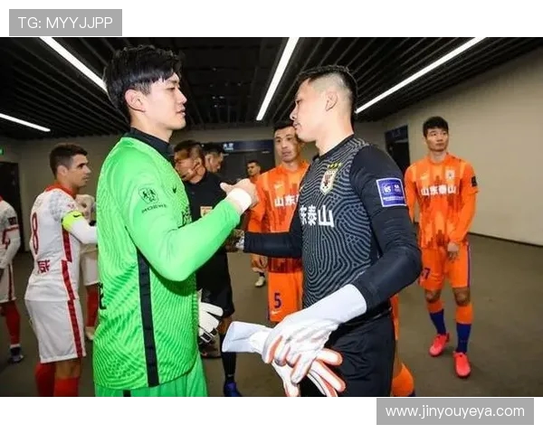 鲁能与上港精彩对决全场回放精彩瞬间不容错过